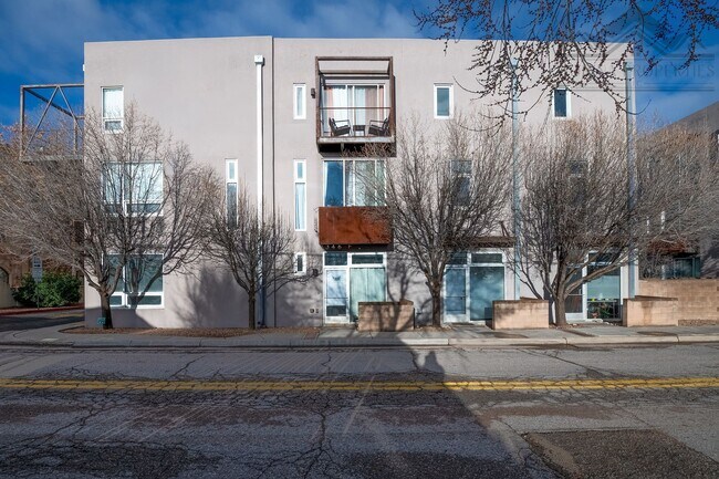 Foto del edificio - 1346 Pacheco St
