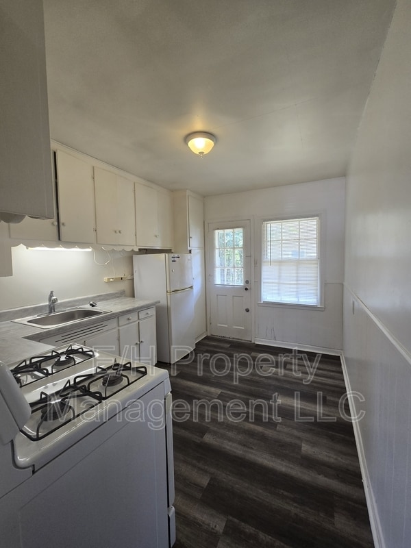 Foto del edificio - 528 S Glendale St