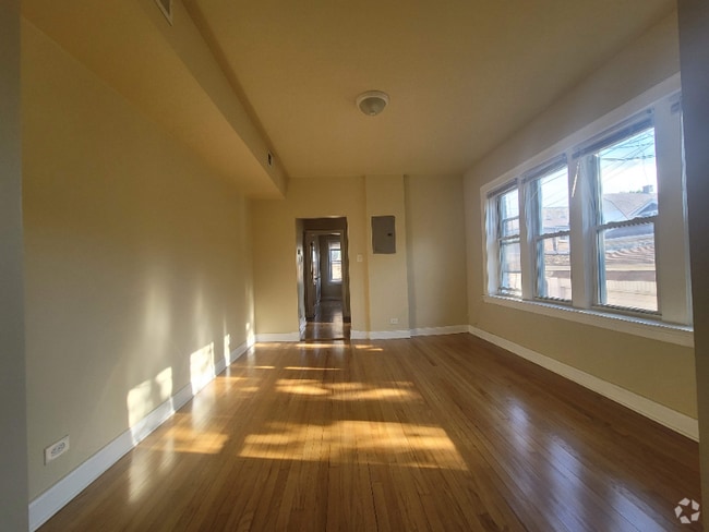 Building Photo - 1645 W 80th St