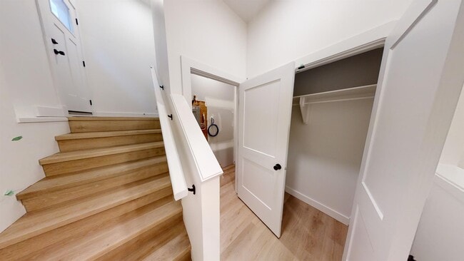 Building Photo - 11950 79 Ave