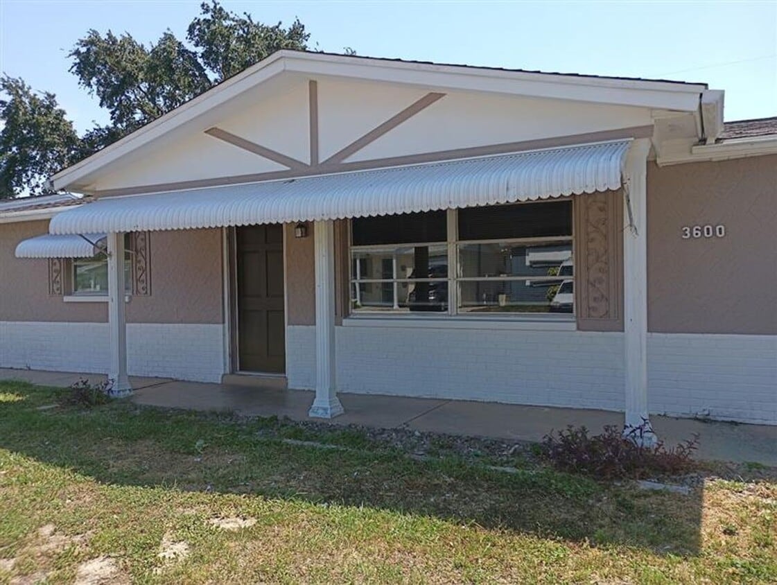 Primary Photo - Charming Home with Exquisite Features Near...