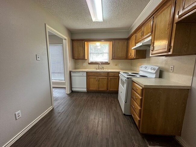 Foto del edificio - 309 Brookwood Dr