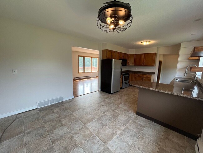 Foto del edificio - Beautiful 3 Bedroom Home in Alborn