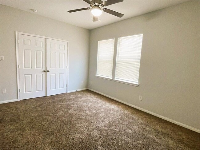 Building Photo - 8153 Homewood Ln