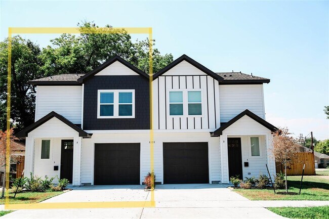 Foto del edificio - 8320 Colonial Ln