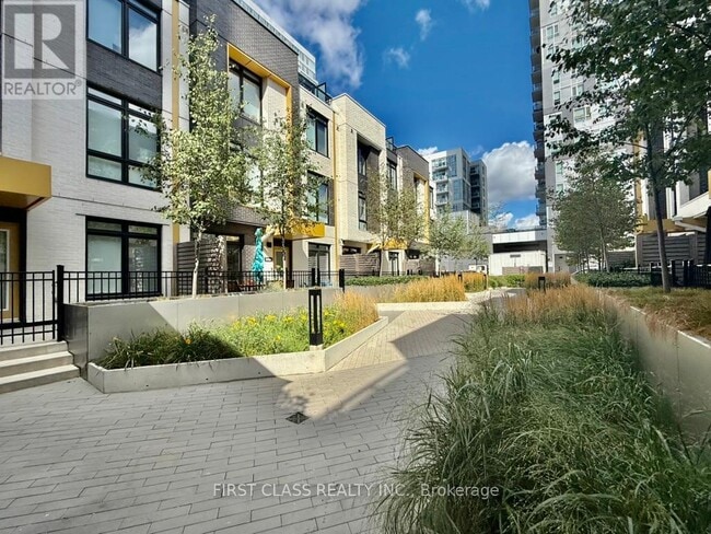 Building Photo - 55-TH55 Nicholas Ave