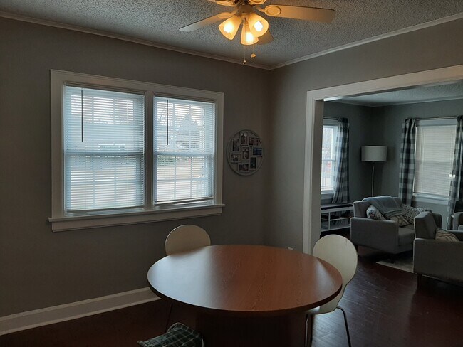 Foto del edificio - 105 S Orchard St