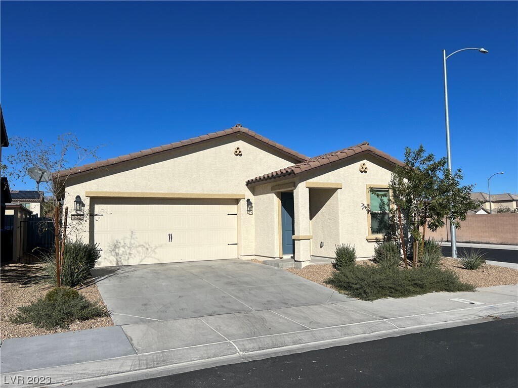 Foto principal - 622 Descubir Ave