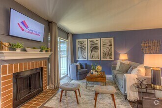 Living Area - Finley West