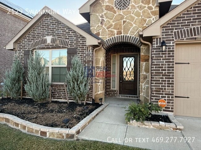 Building Photo - 2129 Swanmore Way