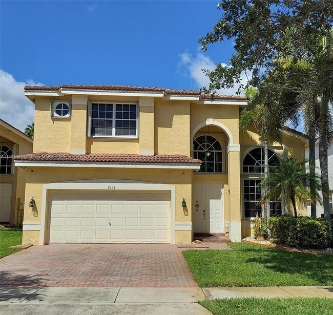 Building Photo - 2434 SW 157th Ave