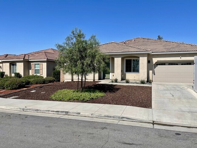 Building Photo - Silverleaf Lane