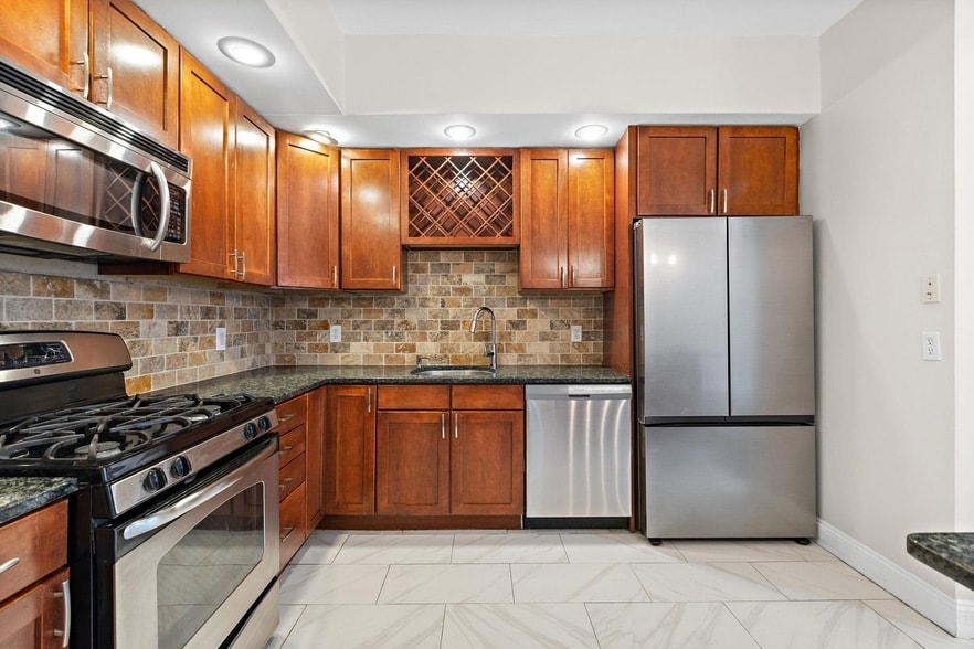 Photo - 556 1st Street Unit 2