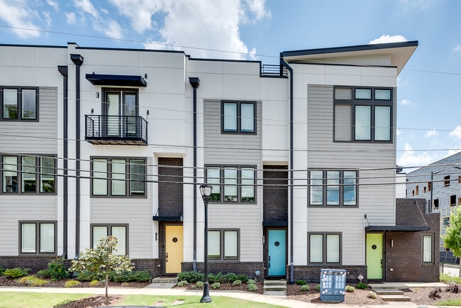 Building Photo - 415 Gartrell St SE