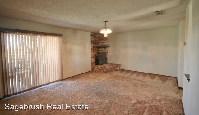 Foto del edificio - 3 br, 2.5 bath House - 1415 Hickory