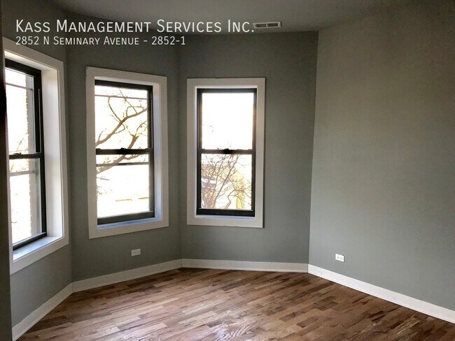 Foto del edificio - 2852 N Seminary Ave