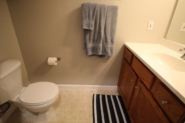 Foto del edificio - 1st Floor Condo in S. Fort Collins