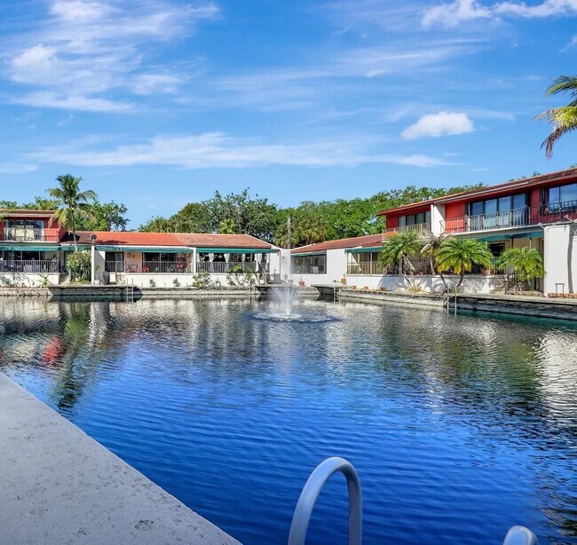 Foto del edificio - 15315 Loch Isle Dr W