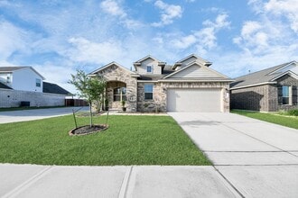 Building Photo - 21303 Bellaria Summit Trail