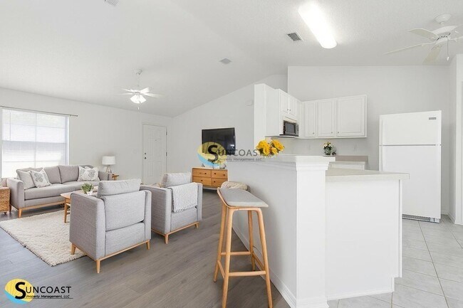 Foto del edificio - 61 Raleigh Dr