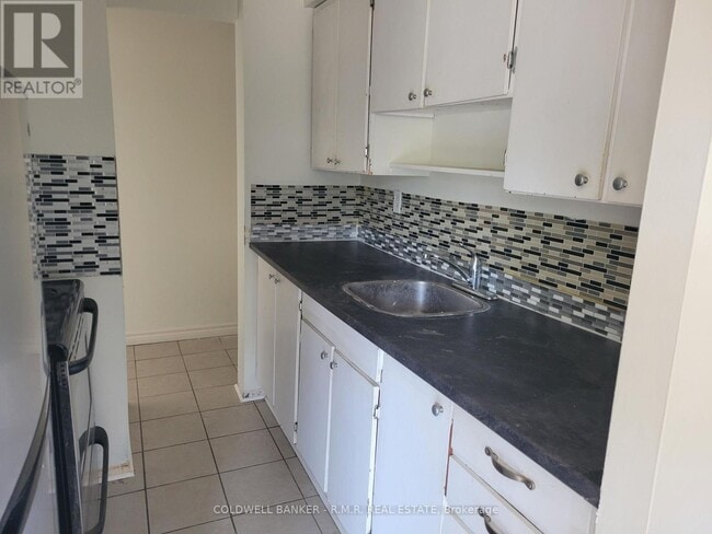 Photo du bâtiment - 251 Liberty St N