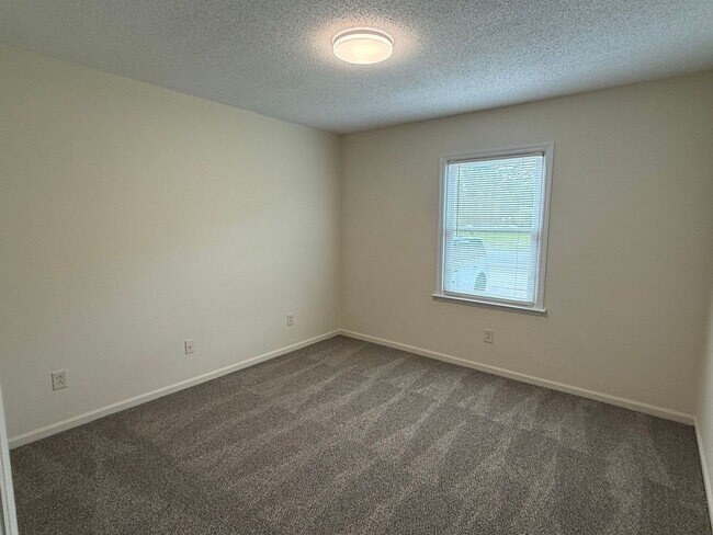 Foto del edificio - Nice 2 bedroom, 1 bath duplex