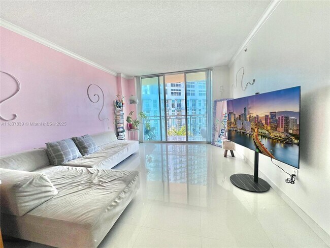 Foto del edificio - 2000 N Bayshore Dr