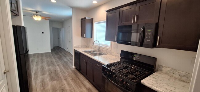 Building Photo - 4487 E Lake Mead Blvd