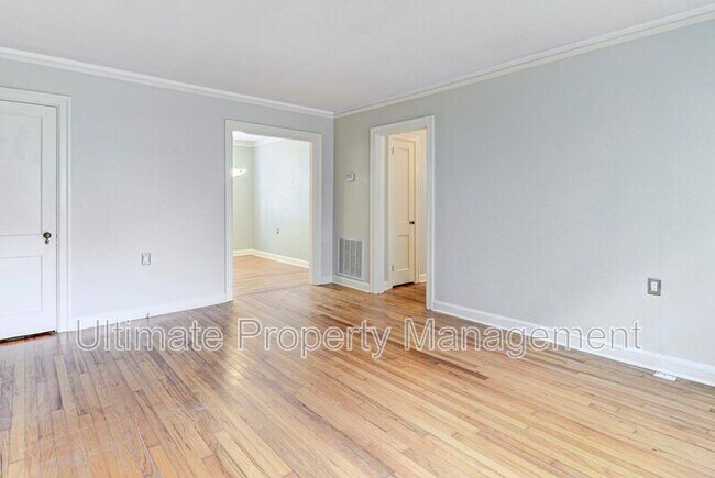 Foto del edificio - 2940 Oleander Dr