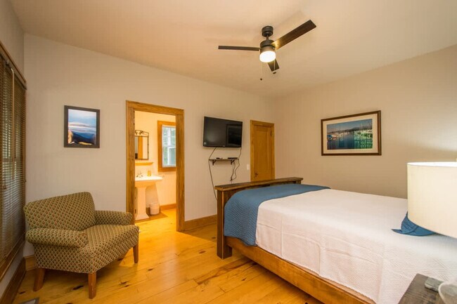 Foto del edificio - 179 N Mountain Ln