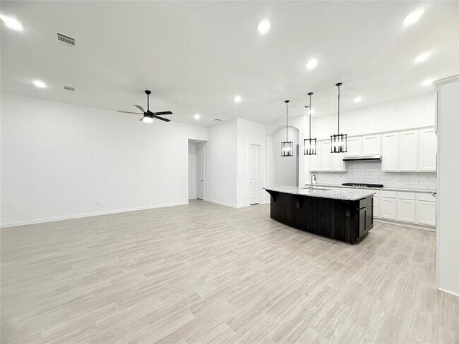 Foto del edificio - 31207 Firefly Mdw Ct