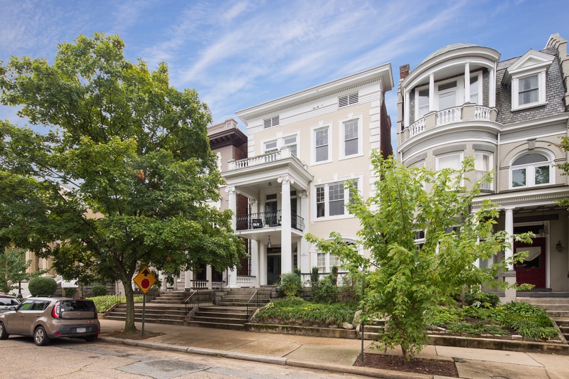 Primary Photo - 1811 Park Ave