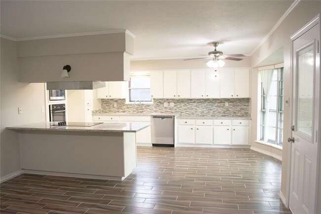 Foto del edificio - 2309 Cedar St