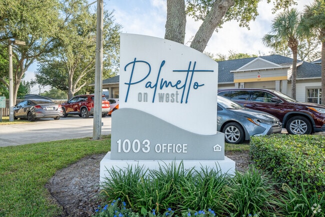 Building Photo - Palmetto on West