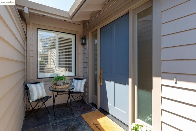 Foto del edificio - Four Bedroom Home with Panoramic Views