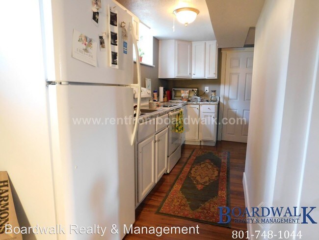 Foto del edificio - 2725 Lake St