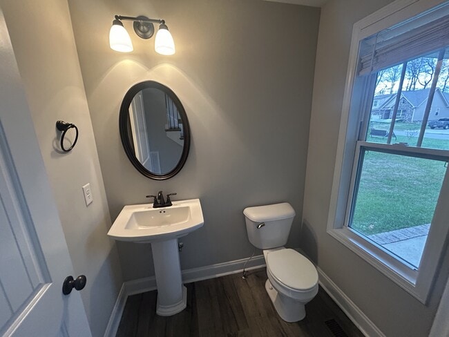 Foto del edificio - 1176 Elizabeth Ln