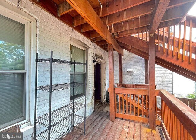 Building Photo - 312 Florida Ave NE