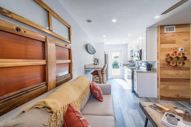 Building Photo - 400 S Atlantic Ave