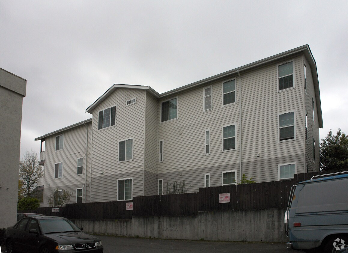 Foto del edificio - 906 N 96th St