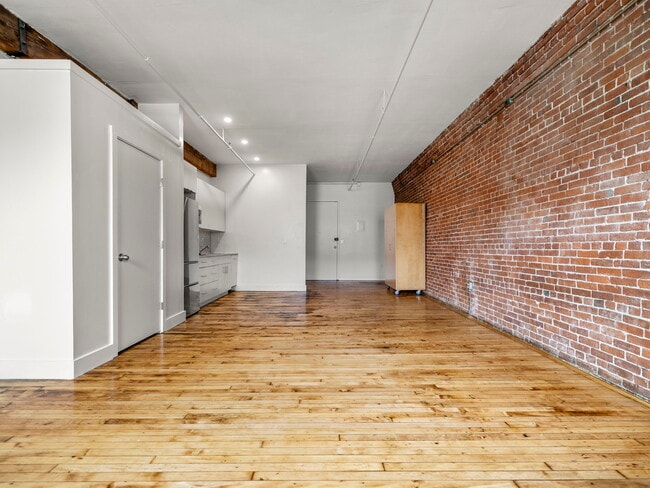Building Photo - 781 Tremont St