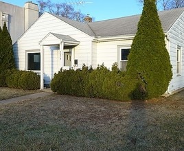 Building Photo - 275 N Seymour Ave