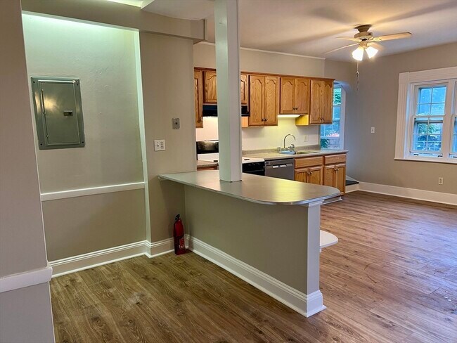 Foto del edificio - 817 Washington St