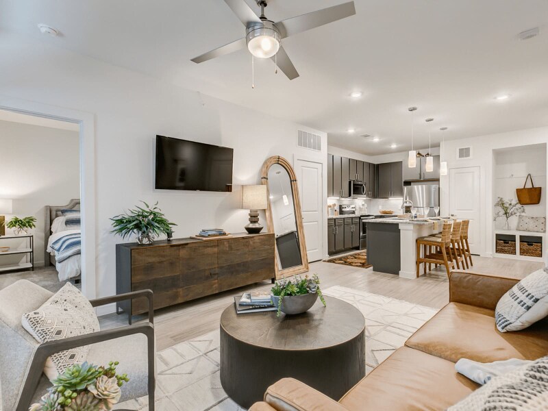 Foto principal - 820 Camino Vaquero Pkwy