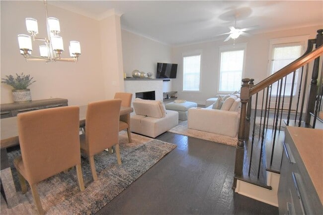 Building Photo - 3342 Turngate Ct