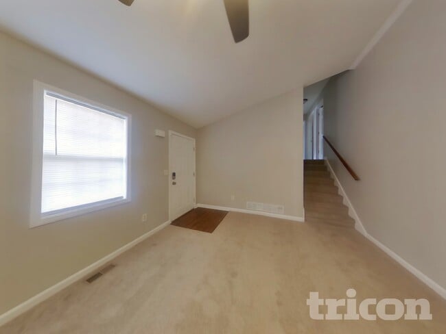 Building Photo - 125 Kennedy Dr