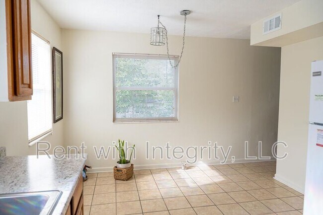 Foto del edificio - 3422 Orlando Dr
