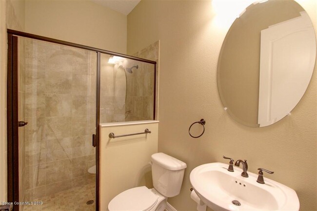 Building Photo - 8880 Napolo Dr