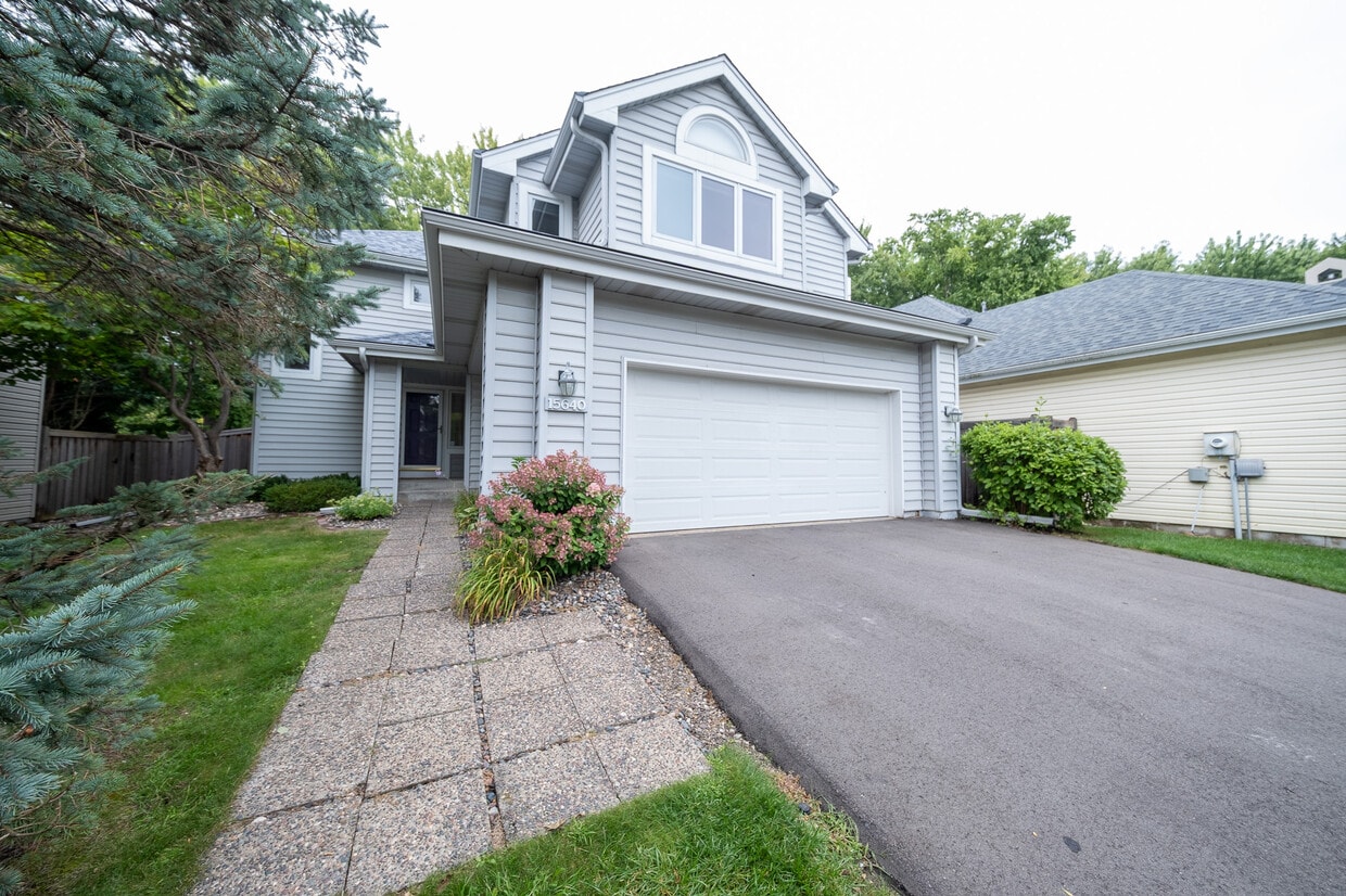 Primary Photo - 15640 17th Pl N