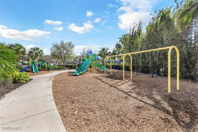 Foto del edificio - 2434 Orchard St